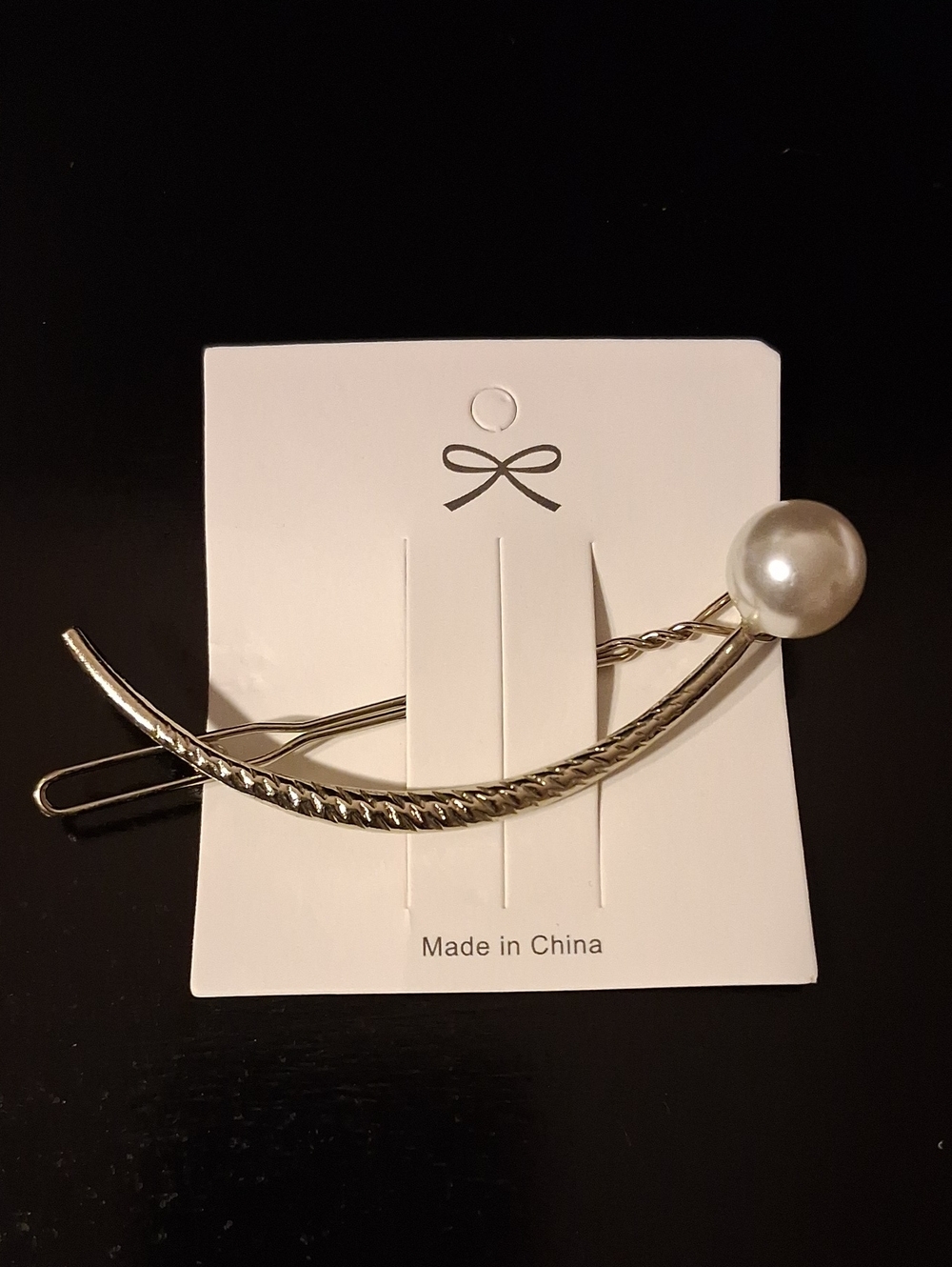 Hair Clip Accessory Gold With A Single Pearl New